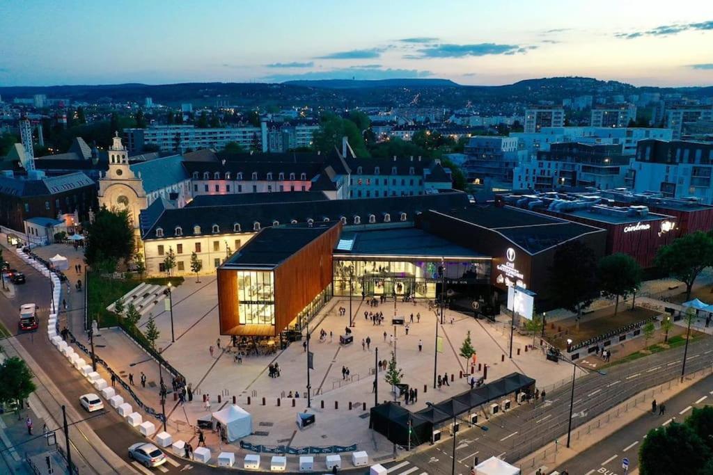 Ferienwohnung Le Terracotta : Au Coeur Du Centre Historique Dijon Exterior foto