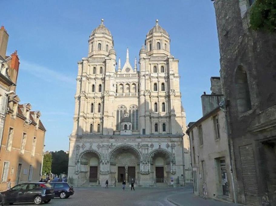Ferienwohnung Le Terracotta : Au Coeur Du Centre Historique Dijon Exterior foto